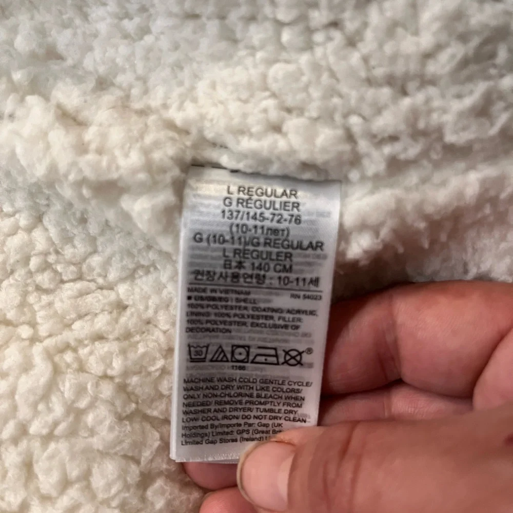 NWOT‎ GAP Kids Cream Sherpa Jacket
